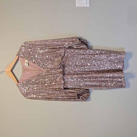 NWT Eliza J V Neck Sequin Blouson Dress sz 6 - Picture 4 of 13